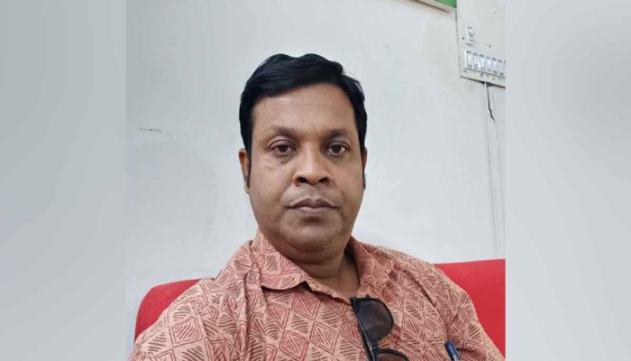 অবৈধ নিয়োগে সরকারি কলেজের প্রভাষক হওয়ার অভিযোগ