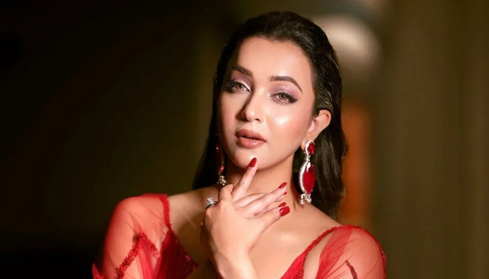প্রেমিককে নিয়ে যে প্ল্যান করলেন কৌশানি