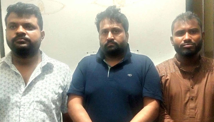 নিষিদ্ধ ছাত্রলীগের কেন্দ্রীয় সহ-সভাপতিসহ আটক ৩ নেতাকর্মী