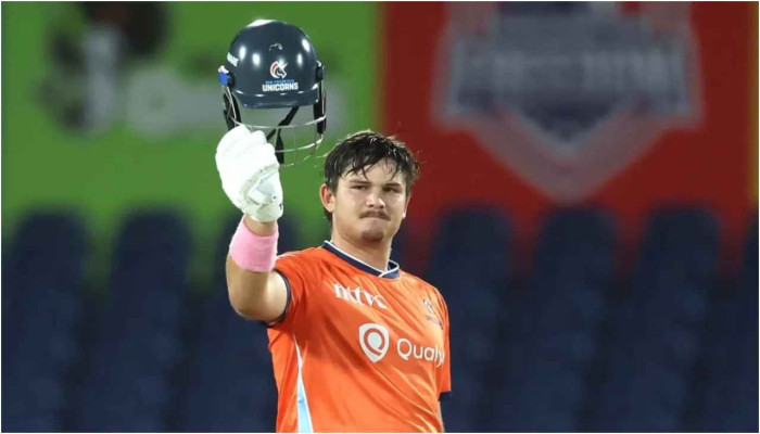 গেইলের বিশ্বরেকর্ড চুরমার, টি-২০তে ১৮৮ রানের ইনিংস প্রিটোরিয়াসের