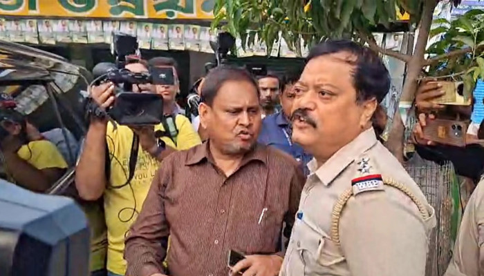 পশ্চিমবঙ্গে বাবরি মসজিদ নির্মাণের উদ্যোক্তা হুমায়ুন গ্রেপ্তার