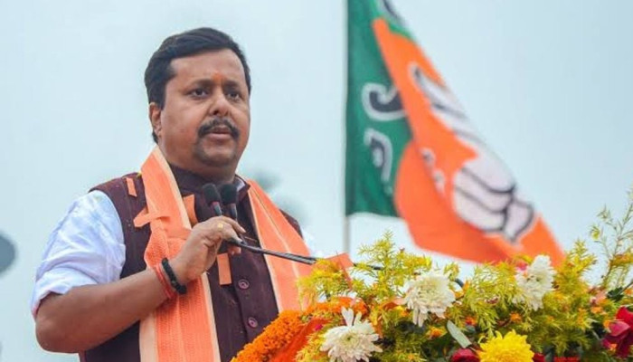 ‘বিদেশি শক্তির’ ইন্ধনে দেশ অস্থিতিশীল করছে তেলাপোকারা : বিজেপি