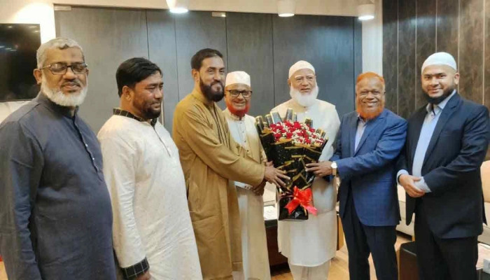 তুরস্ক সফর শেষে দেশে ফিরেছেন বিরোধীদলীয় নেতা ডা. শফিকুর রহমান