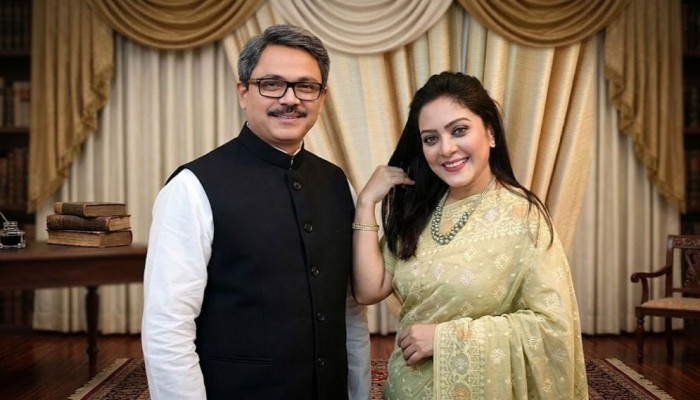 সিলভিয়াকে নিয়ে কলকাতায় বিলাসী জীবনযাপন শাহরিয়ারের, টাকা আসে যেভাবে