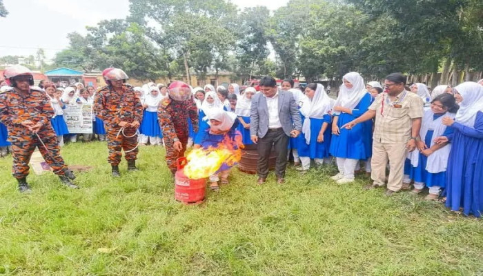 রায়পুরায় আন্তর্জাতিক দুর্যোগ প্রশমন দিবস পালিত, অগ্নিনির্বাপণ মহড়া
