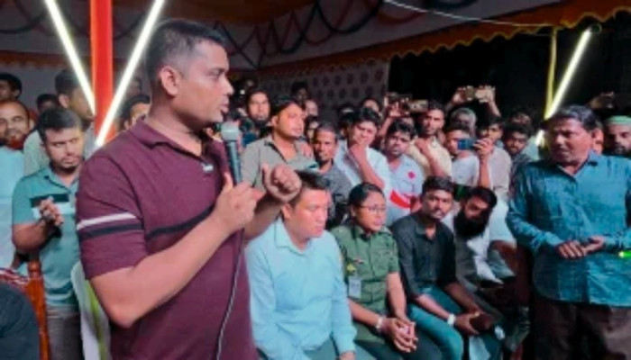 এতো বড় অপরাধের জন্য পদত্যাগ যথেষ্ট নয়: হাসনাত