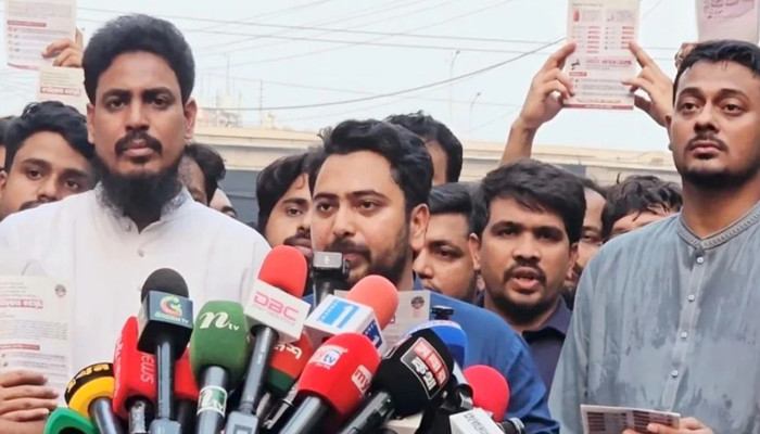 ২ মন্ত্রীর পদত্যাগ চাইলেন নাহিদ ইসলাম